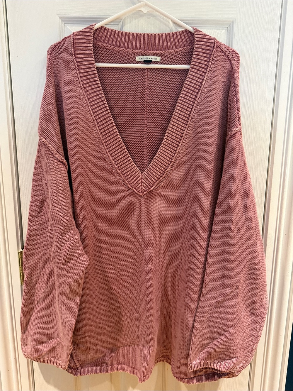 American Eagle Outfitters Dusty Rose V-Neck Oversized Sweater